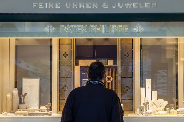 Patek-Philippe-Storefront Patek-Philippe-Storefront
