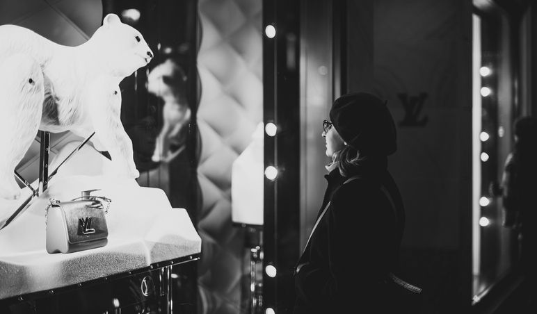 Louis Vuitton Black White