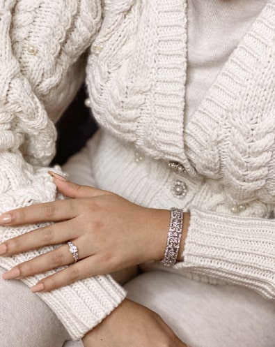 HOW CAN LOVE LUXURY HELP YOU?